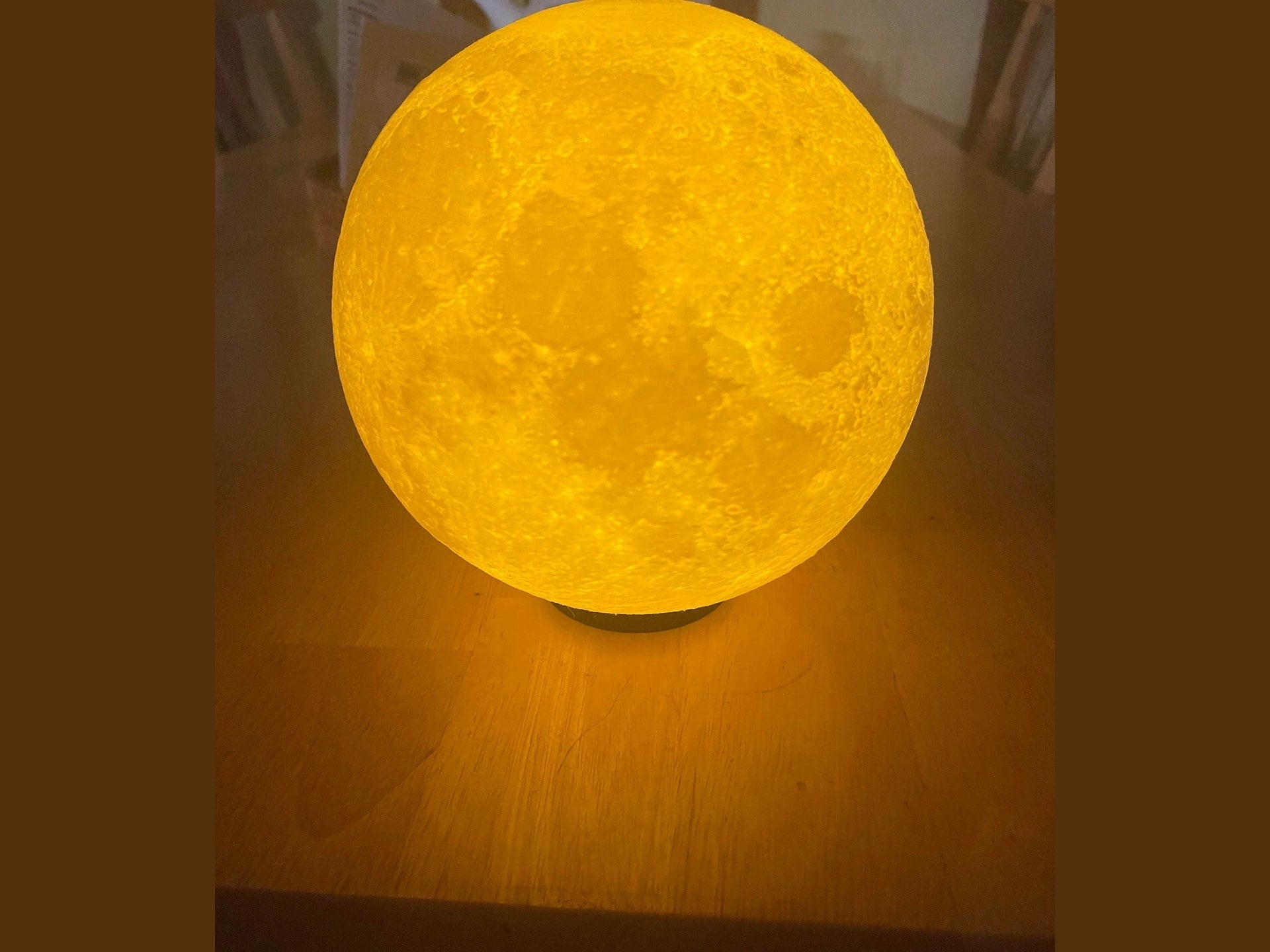 Moon LED lamp
